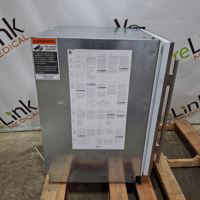 Sub-Zero UC-24CI Undercounter Refrigerator