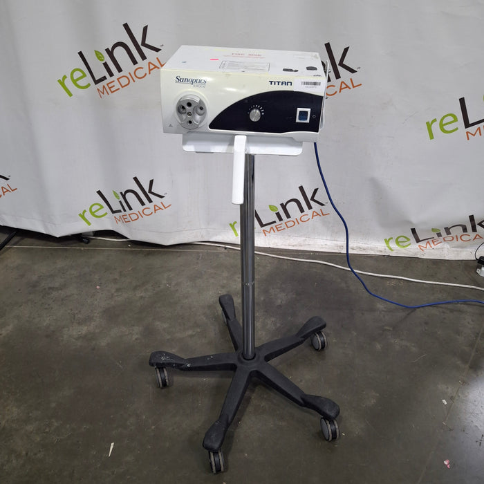 Sunoptics Surgical S300T Titan Light Source