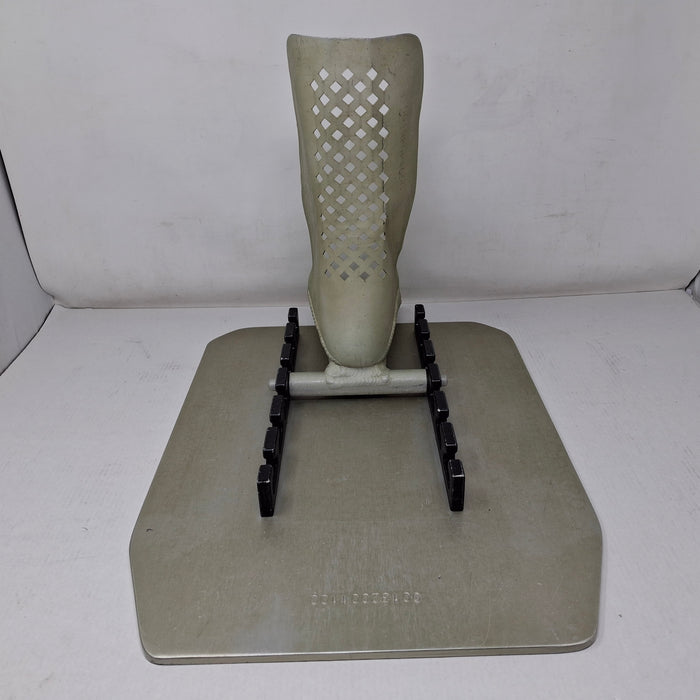 Zimmer Zimmer 00132001100 / 001320021000 Alvarado Knee Holder Base Plate Assembly Surgical Tables reLink Medical