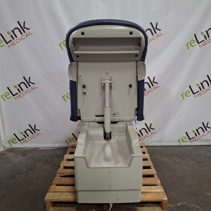 Midmark 623 Barrier Free Power Exam Table