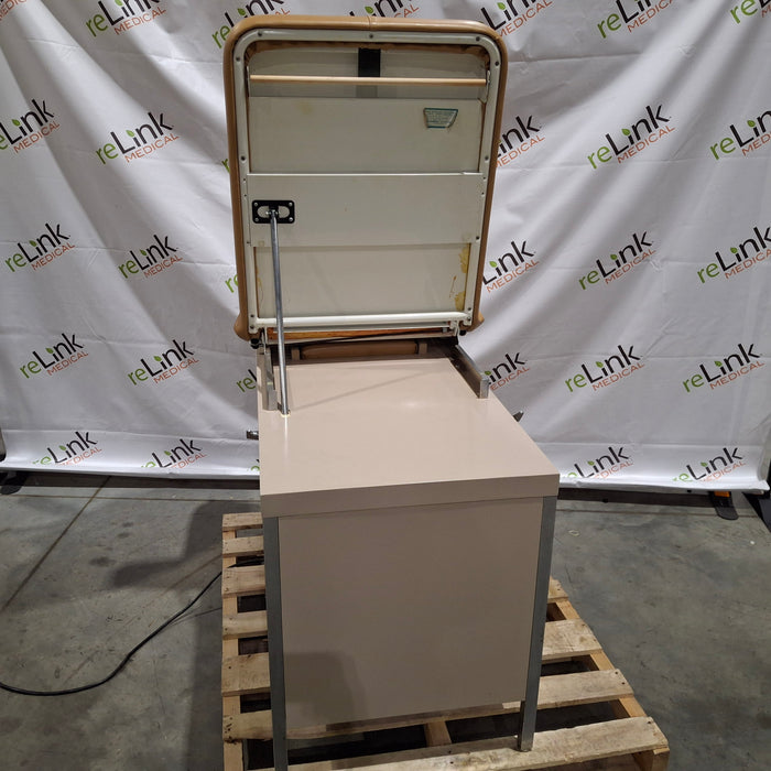 Hamilton Medical Inc Steelcrest Exam Table