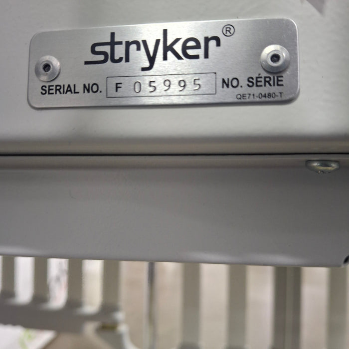 Stryker Stryker Cub Crib Stretcher Beds & Stretchers reLink Medical