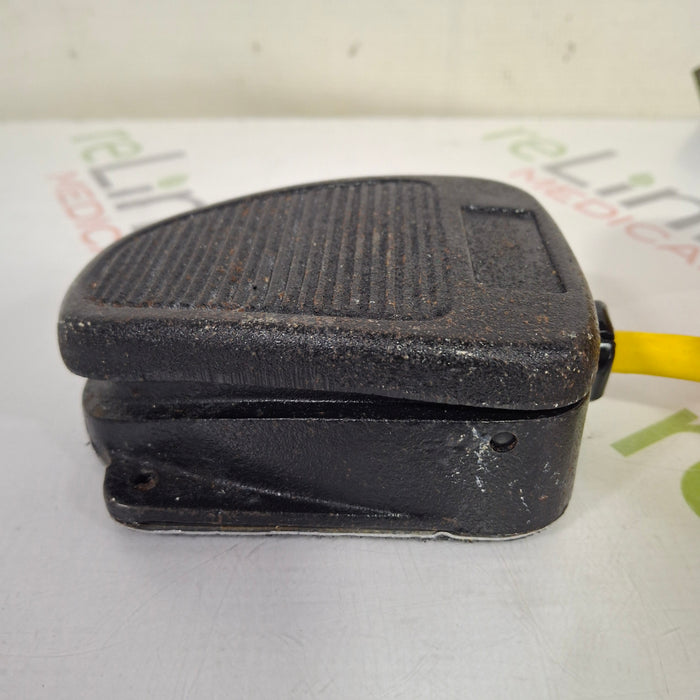 Linemaster Switch Corporation Linemaster Switch Corporation Clipper 632-S Foot Switch Surgical Equipment reLink Medical