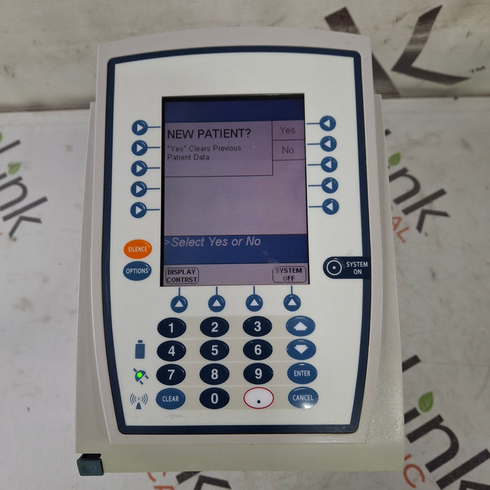 CareFusion CareFusion Alaris 8015 Small Screen POC Infusion Pump Infusion Pump reLink Medical