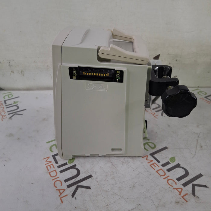 CareFusion Alaris 8015 Small Screen POC Infusion Pump