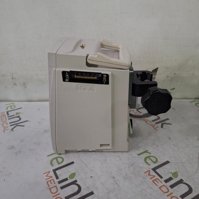 CareFusion Alaris 8015 Large Screen POC Infusion Pump