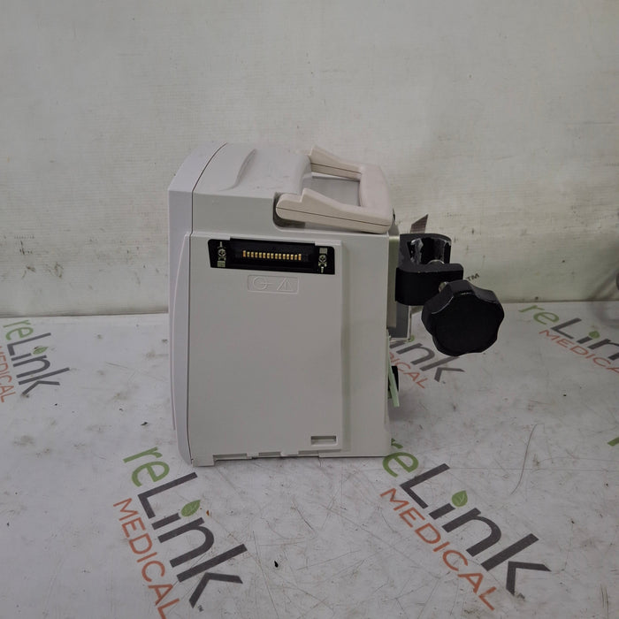 CareFusion Alaris 8015 Large Screen POC Infusion Pump