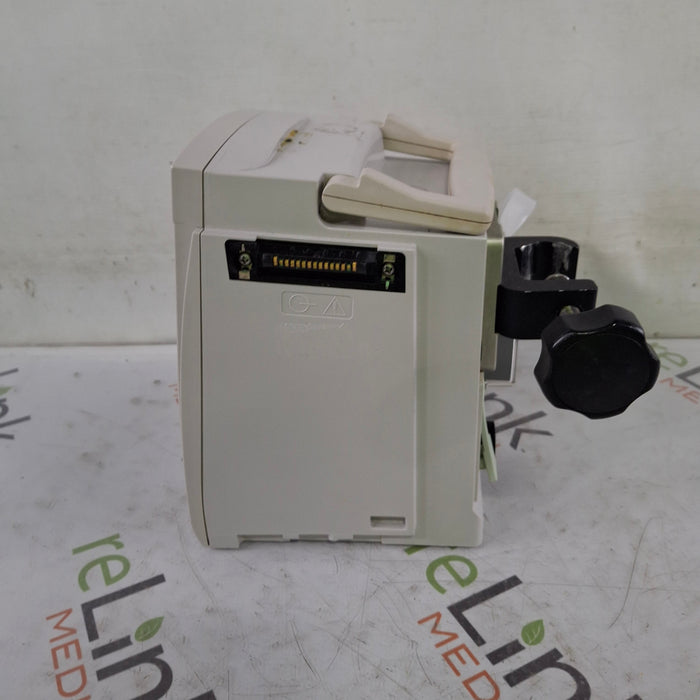 CareFusion CareFusion Alaris 8015 Small Screen POC Infusion Pump Infusion Pump reLink Medical