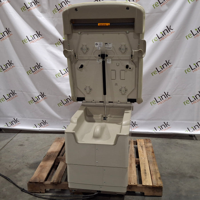 Midmark 222 Procedure Chair