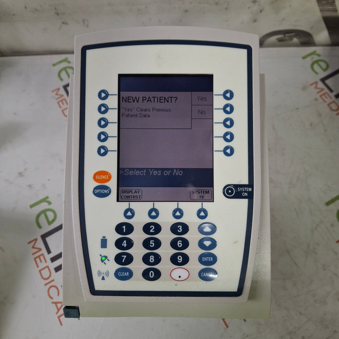 CareFusion Alaris 8015 Large Screen POC Infusion Pump
