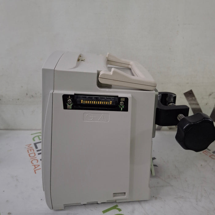 CareFusion Alaris 8015 Large Screen POC Infusion Pump
