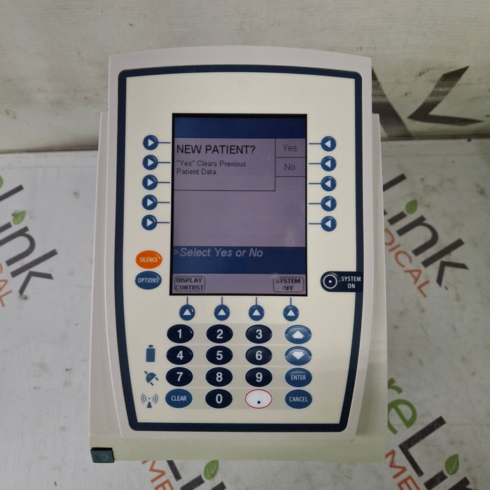 CareFusion Alaris 8015 Large Screen POC Infusion Pump