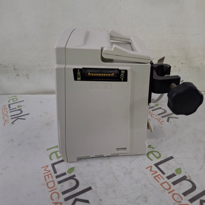 CareFusion Alaris 8015 Large Screen POC Infusion Pump