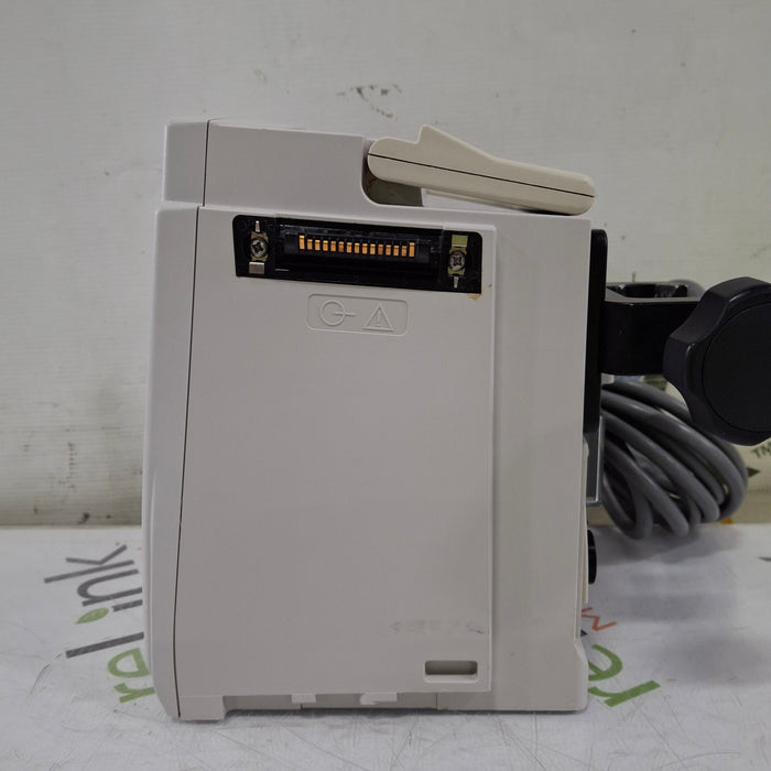 CareFusion Alaris 8015 Large Screen POC Infusion Pump