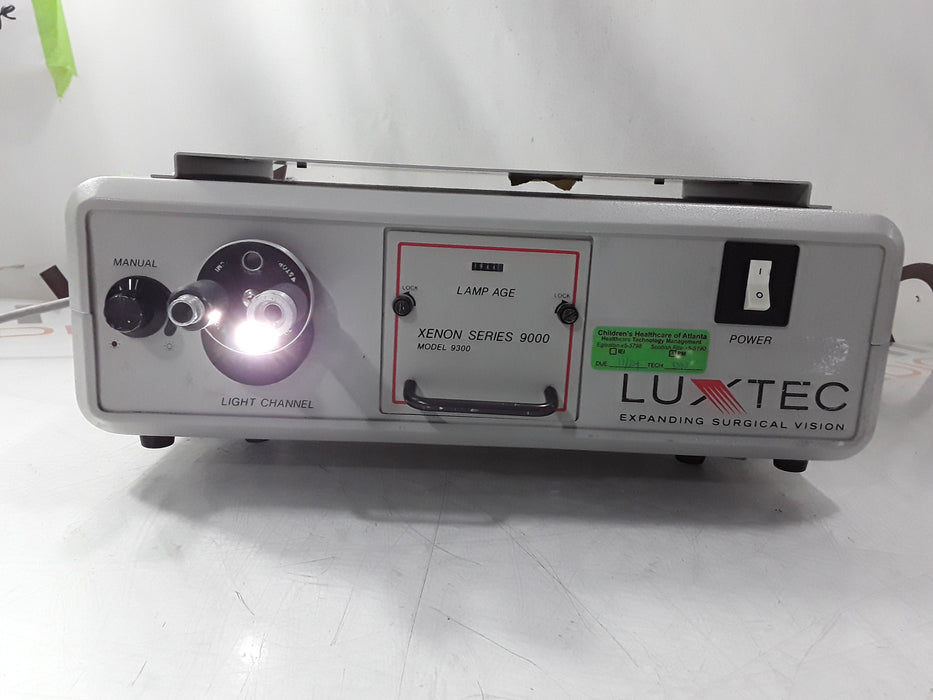 Luxtec Luxtec 9300 Xenon Series 9000 Light Source Surgical Equipment reLink Medical
