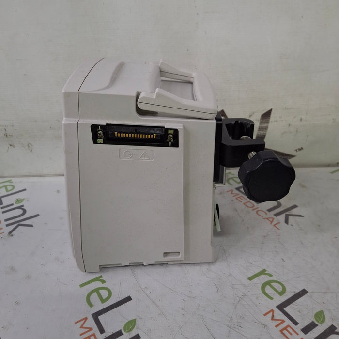 CareFusion Alaris 8015 Large Screen POC Infusion Pump