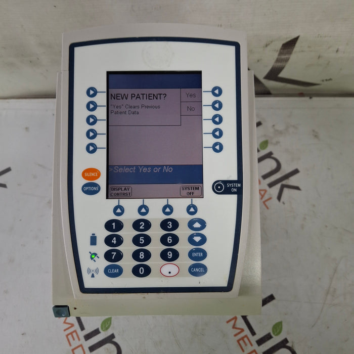 CareFusion Alaris 8015 Small Screen POC Infusion Pump