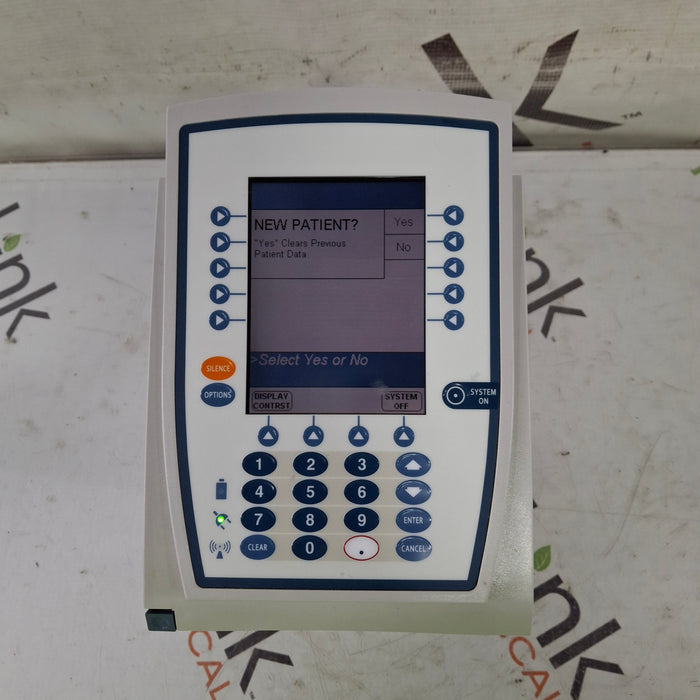 CareFusion CareFusion Alaris 8015 Small Screen POC Infusion Pump Infusion Pump reLink Medical