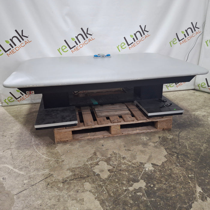 Hausmann Ind. 1440 Bariatric Dual Lift Powermatic Mat Platform