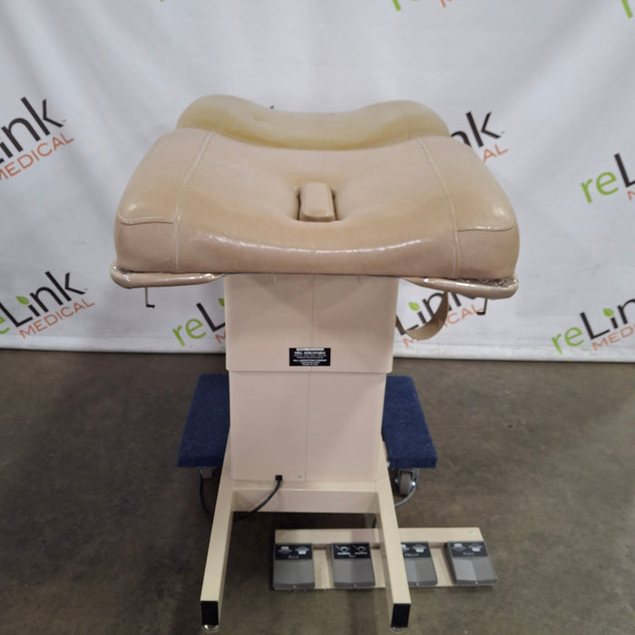 Hill Laboratories Co. Hill Laboratories Co. Hill Adjustable Chiropractic Table Exam Chairs / Tables reLink Medical