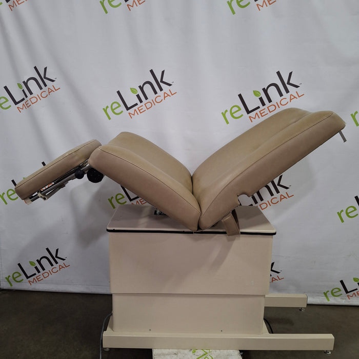 Hill Laboratories Co. Hill Laboratories Co. Hill Adjustable Chiropractic Table Exam Chairs / Tables reLink Medical