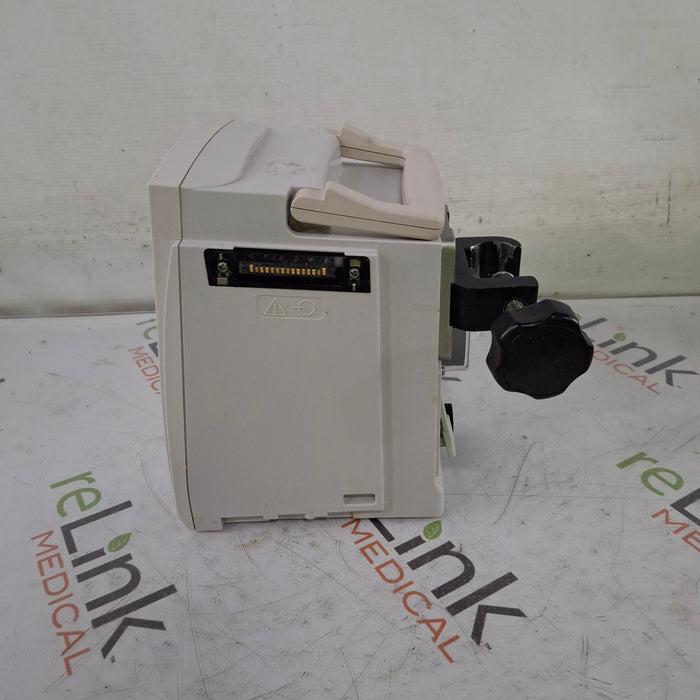 CareFusion Alaris 8015 Large Screen POC Infusion Pump