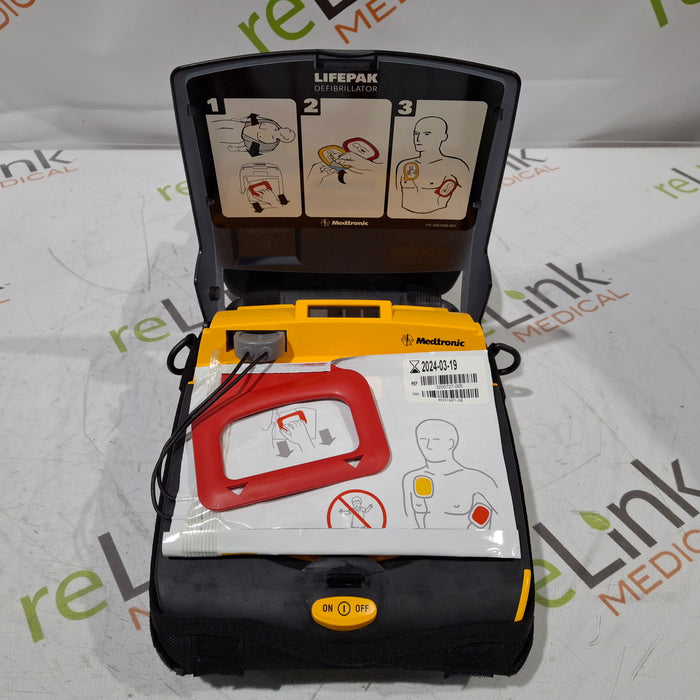Medtronic Medtronic LifePak CR Plus Defibrillator Defibrillators reLink Medical