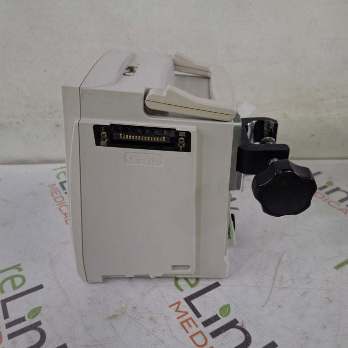 CareFusion Alaris 8015 Large Screen POC Infusion Pump