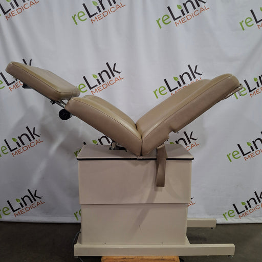 Hill Laboratories Co. Hill Laboratories Co. Hill Adjustable Chiropractic Table Exam Chairs / Tables reLink Medical