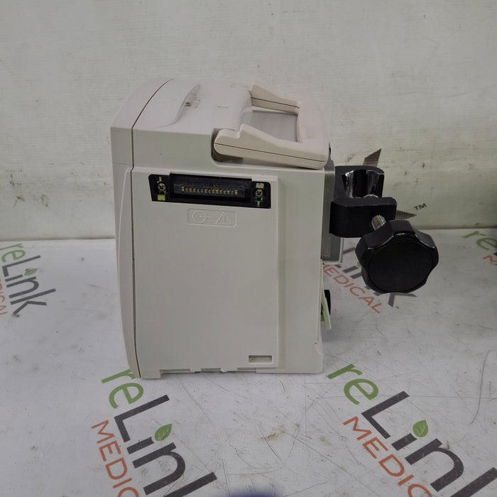 CareFusion Alaris 8015 Large Screen POC Infusion Pump