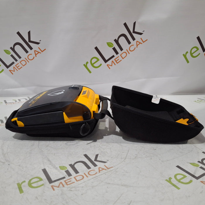 Medtronic Medtronic LifePak CR Plus Defibrillator Defibrillators reLink Medical