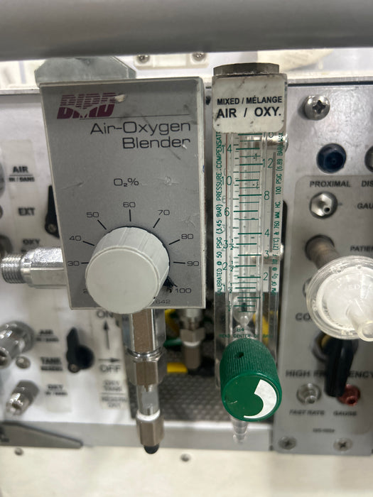 Airborne PulseOx Voyager Transport Incubator