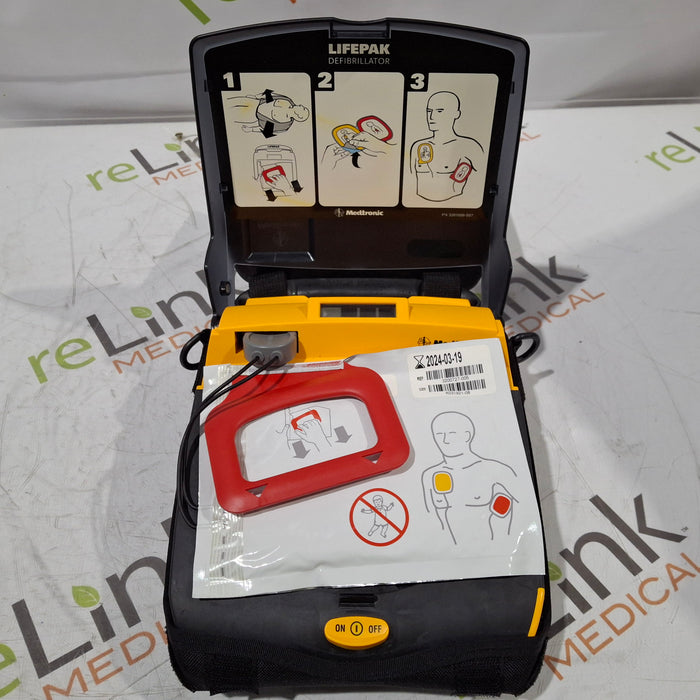 Medtronic Medtronic LifePak CR Plus Defibrillator Defibrillators reLink Medical
