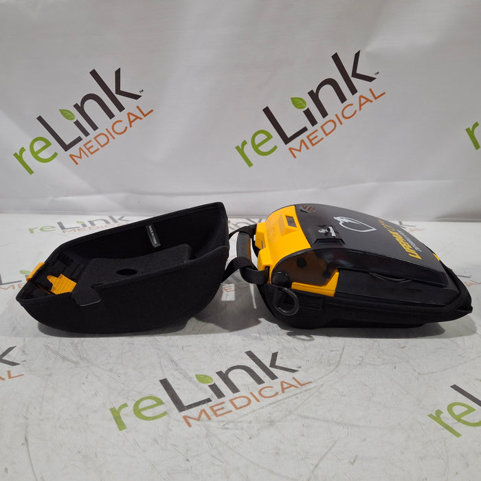 Medtronic Medtronic LifePak CR Plus Defibrillator Defibrillators reLink Medical