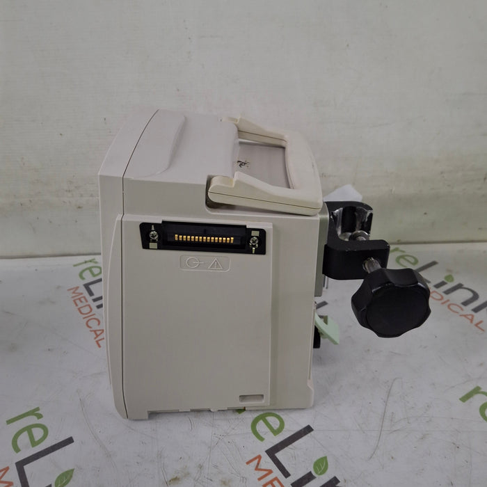 CareFusion CareFusion Alaris 8015 Small Screen POC Infusion Pump Infusion Pump reLink Medical
