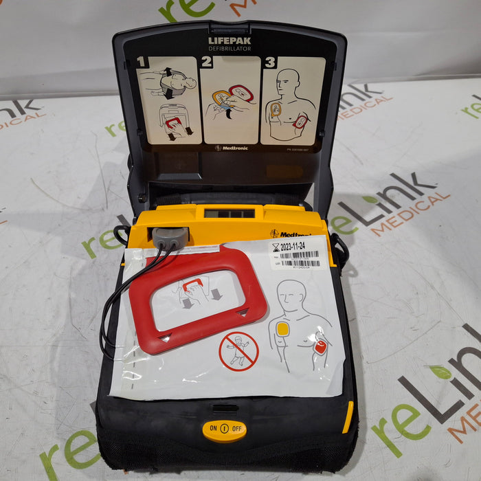 Medtronic Medtronic LifePak CR Plus Defibrillator Defibrillators reLink Medical