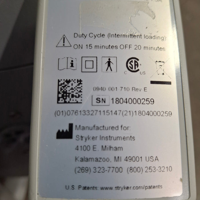 Stryker 940 Cast Saw with 986 Cast Vac