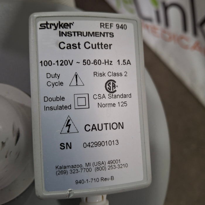 Stryker 940 Cast Saw with 986 Cast Vac