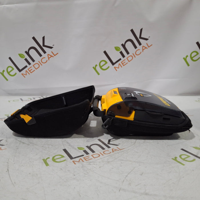 Medtronic Medtronic LifePak CR Plus Defibrillator Defibrillators reLink Medical