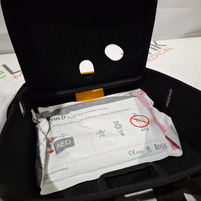 Medtronic Medtronic LifePak CR Plus Defibrillator Defibrillators reLink Medical