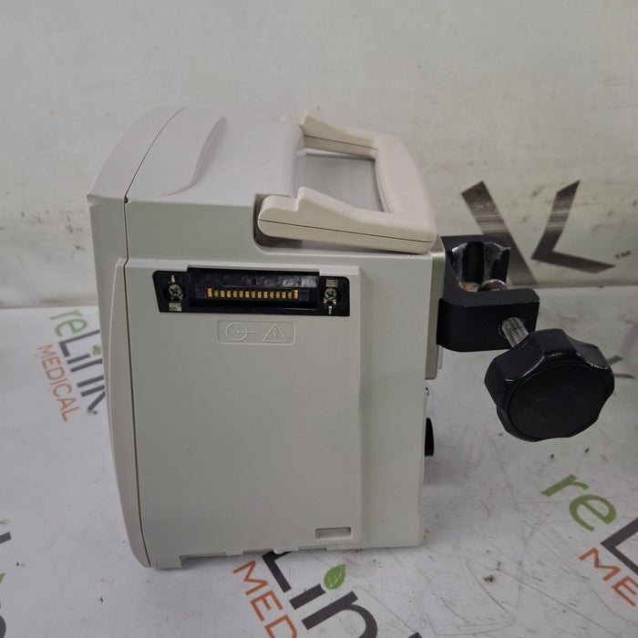 CareFusion Alaris 8015 Small Screen POC Infusion Pump