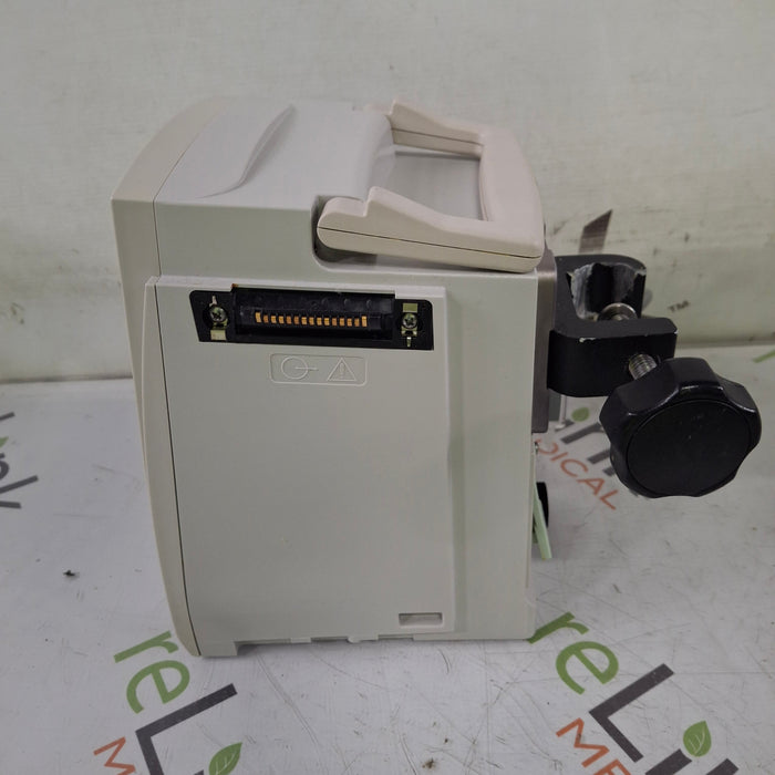 CareFusion Alaris 8015 Small Screen POC Infusion Pump