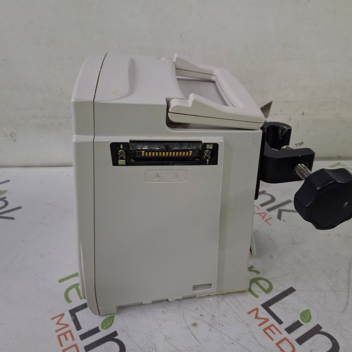 CareFusion Alaris 8015 Large Screen POC Infusion Pump