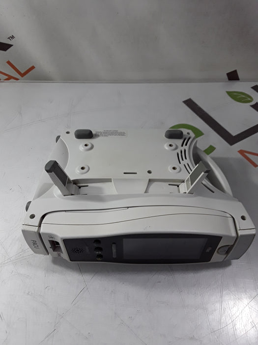 Masimo Radical 7 Pulse Oximeter w/ Base