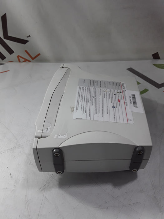 Masimo Radical 7 Pulse Oximeter w/ Base