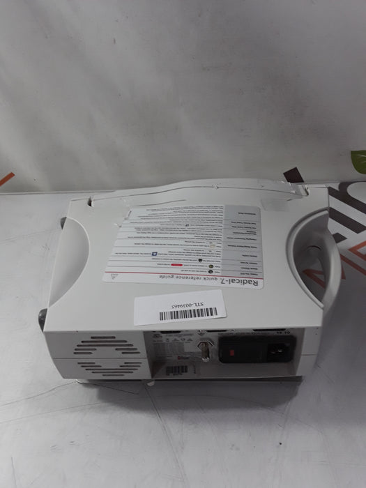 Masimo Radical 7 Pulse Oximeter w/ Base