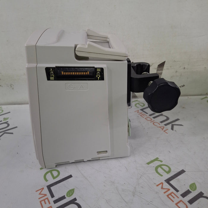 CareFusion Alaris 8015 Large Screen POC Infusion Pump