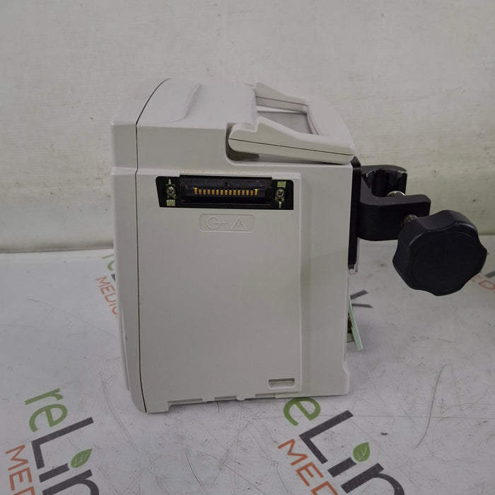 CareFusion Alaris 8015 Large Screen POC Infusion Pump