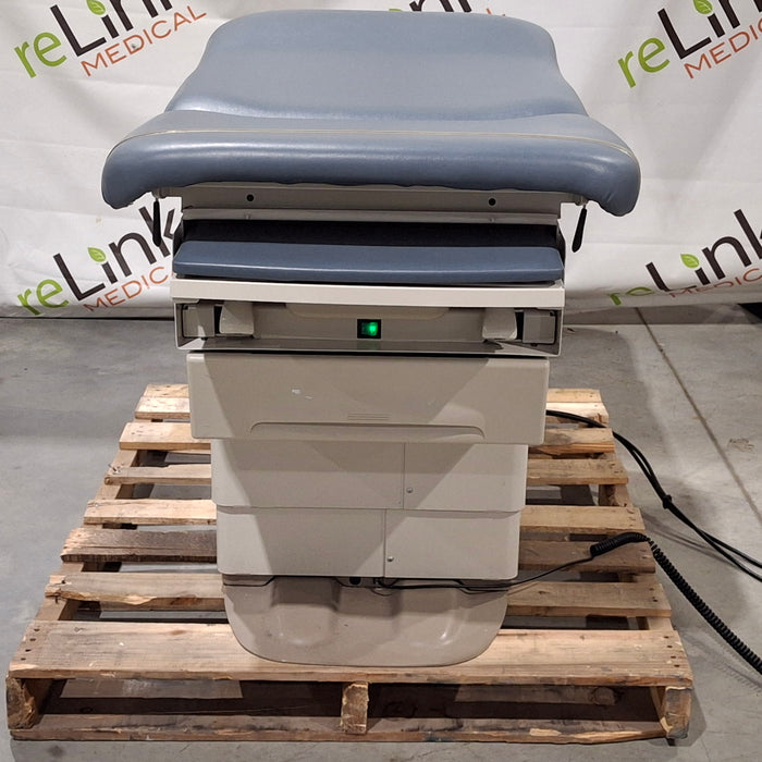 Midmark Midmark 223 Hi-Lo Power Barrier Free Procedure Exam Table Exam Chairs / Tables reLink Medical