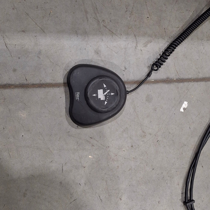 Midmark Midmark 223 Hi-Lo Power Barrier Free Procedure Exam Table Exam Chairs / Tables reLink Medical